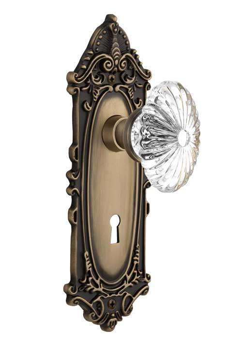 Nostalgic Warehouse Victorian Plate with Oval Fluted Crystal Knob