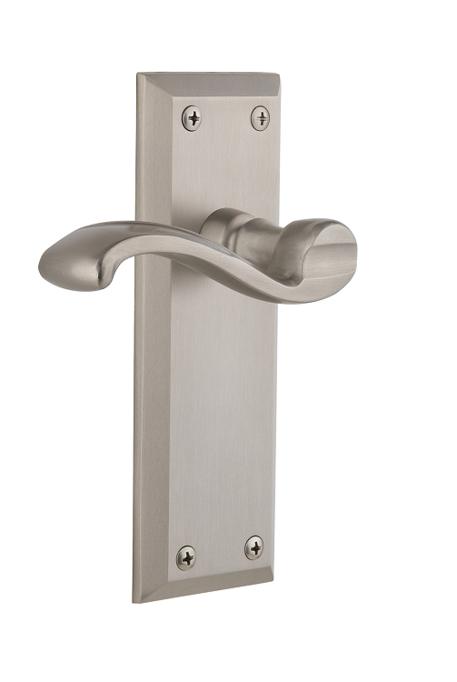 Grandeur Fifth Avenue Plate with Portofino Lever