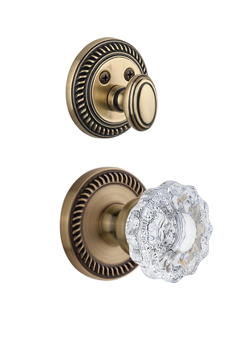Grandeur Newport Handleset with Versailles Knob - (Interior Half Only, with Deadbolt)