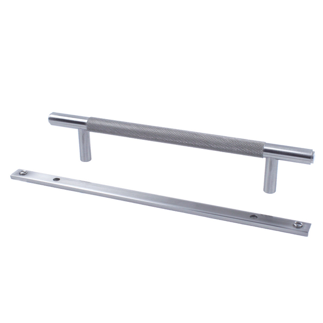 Century Diamond Knurling 128mm CC Pull in Matte Satin Nickel