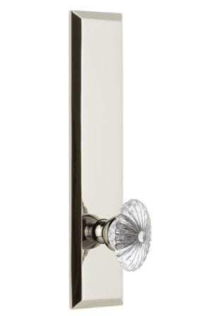 Grandeur Fifth Avenue Tall Plate with Burgundy Knob