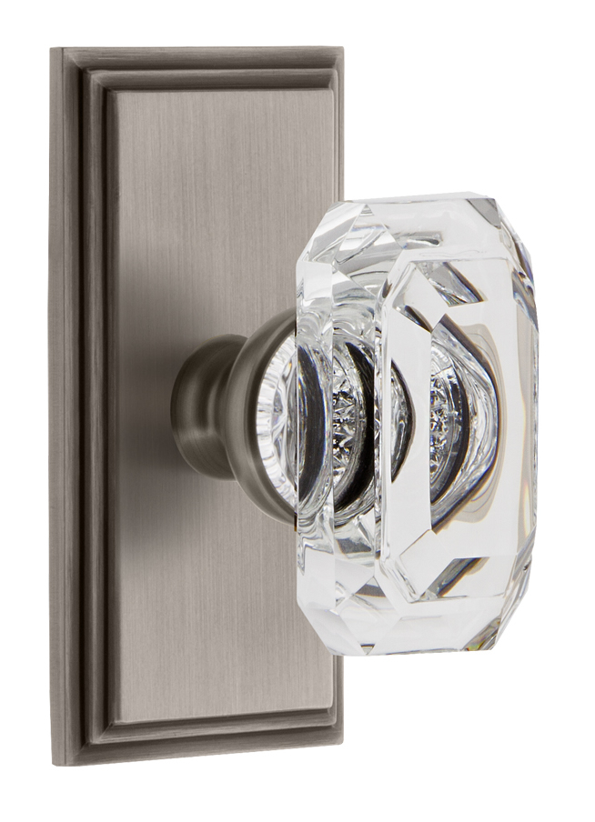 Grandeur Carre Plate with Baguette Clear Knob