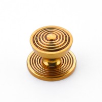 Schaub Sonata 1 1/8 inch Cabinet Knob in Paris Brass