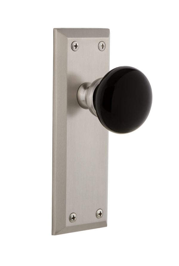 Grandeur Fifth Avenue Plate with Coventry Knob