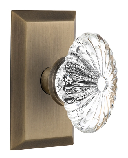 Nostalgic Warehouse Studio Plate with Oval Fluted Crystal Knob