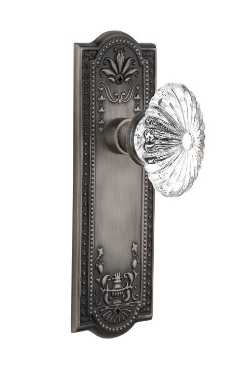 Nostalgic Warehouse Meadows Plate with Oval Fluted Crystal Knob