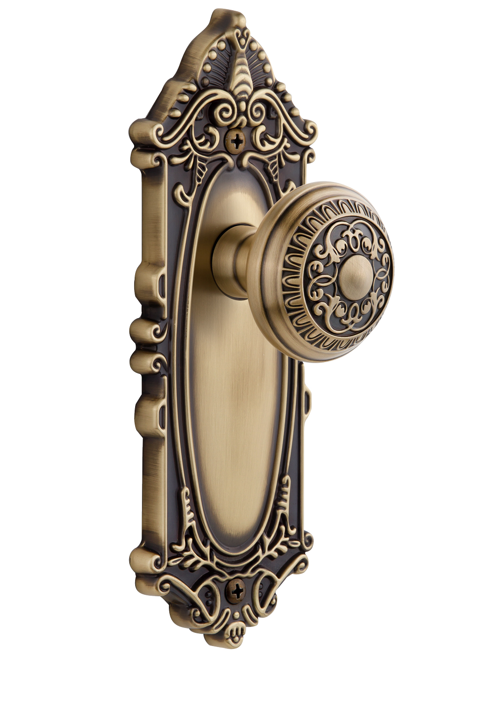 Grandeur Grande Victorian Plate with Windsor Knob