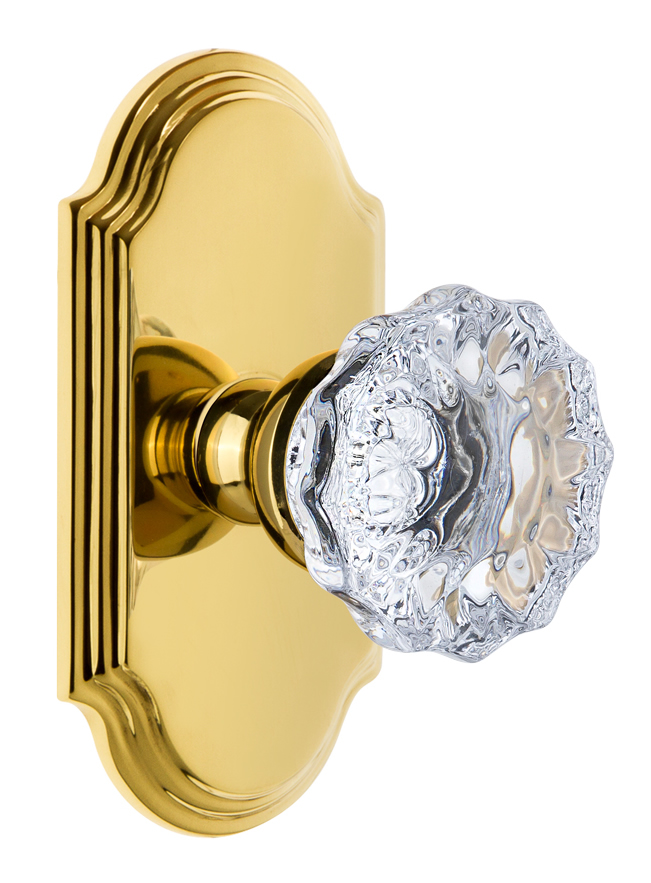 Grandeur Arc Plate with Fontainebleau Crystal Knob