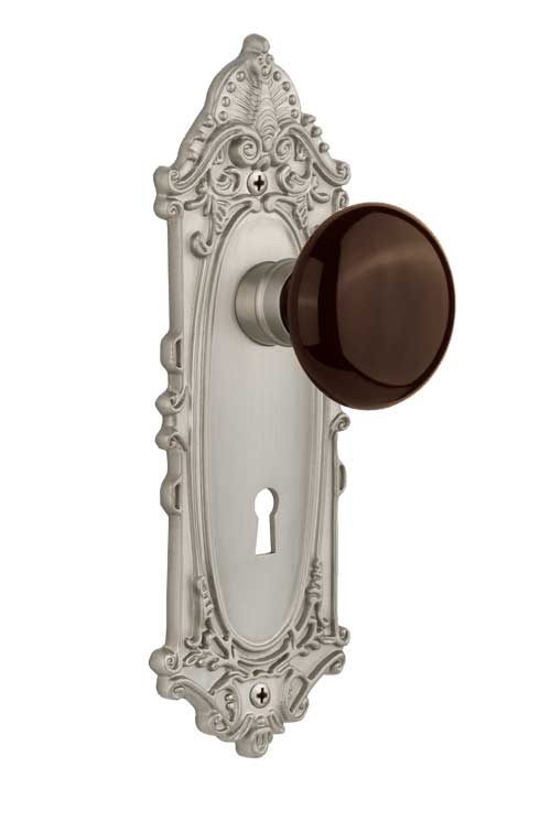 Nostalgic Warehouse Victorian Plate with Brown Porcelain Knob