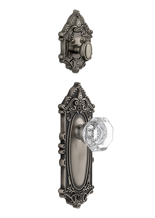 Grandeur Grande Victorian Handleset with Chambord Knob - (Interior Half Only, with Deadbolt)