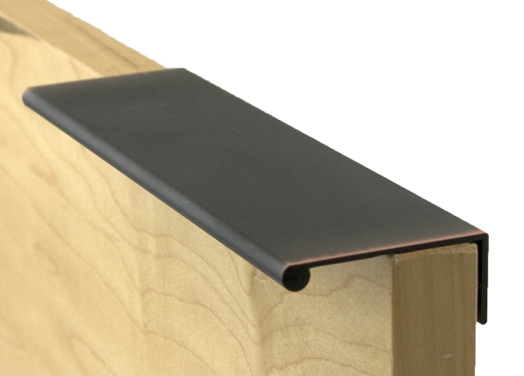 Berenson Bravo Series 112mm CC Pull in Verona Bronze